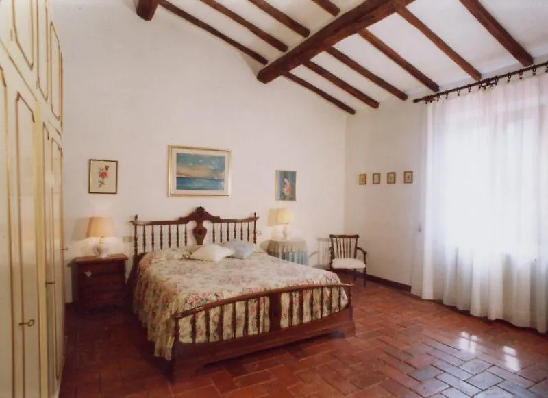 Agriturismo Sughericcio Castagneto Carducci 0*,