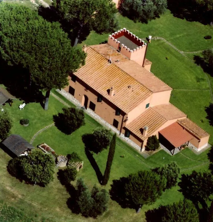 Farm stay Agriturismo Sughericcio Castagneto Carducci